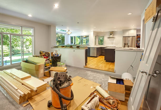 Professional Cabinet Refacing technician working in Auburn, WA